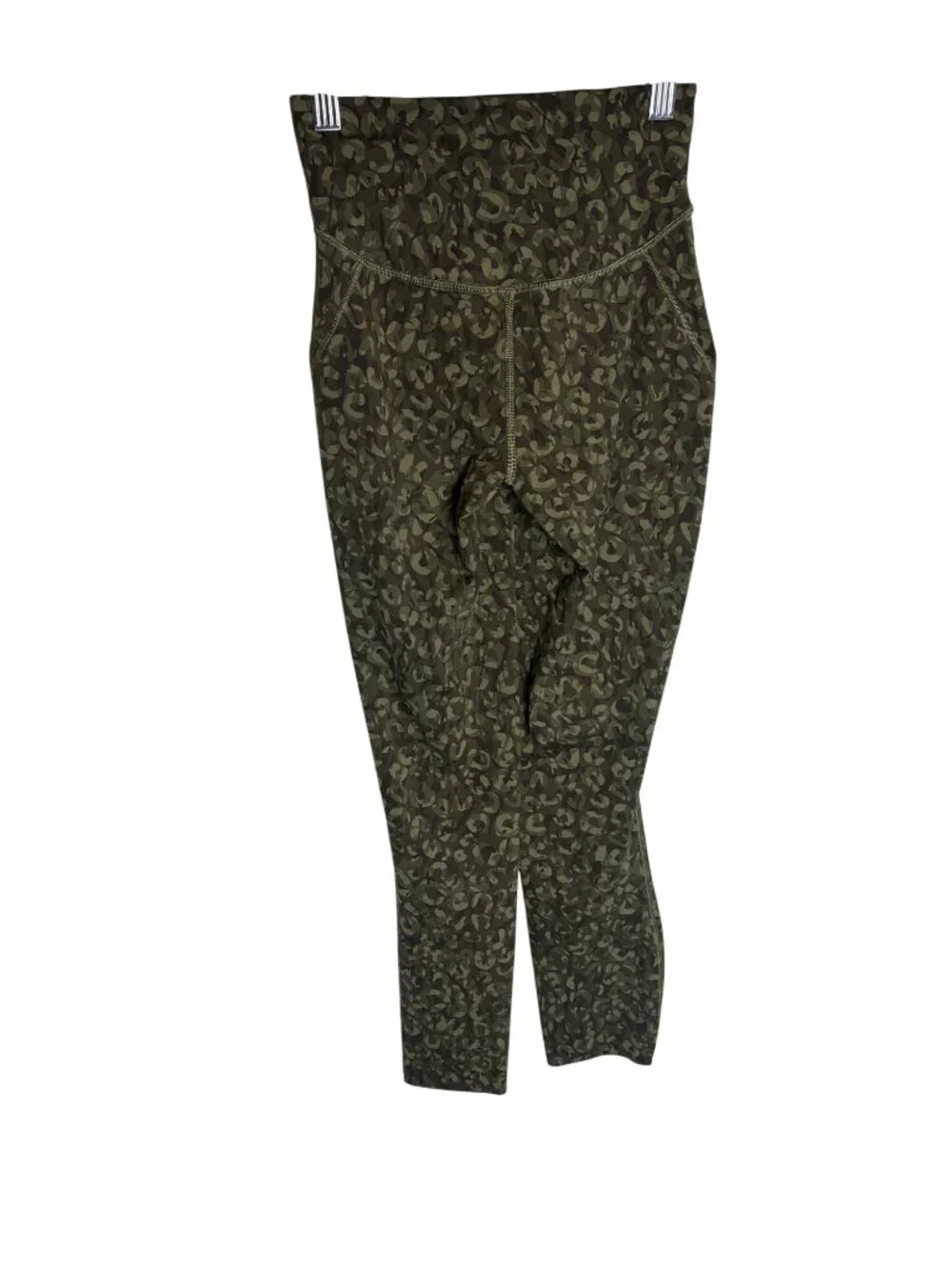 Lululemon Base Pace High-Rise Crop Green Camo-sz 2